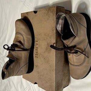 BORN BOOTS